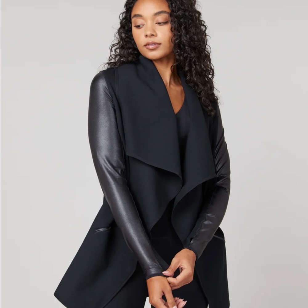 BNWT SPANX DRAPE FRONT JACKET